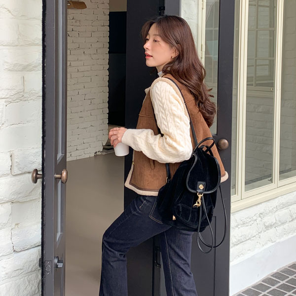 Cozy Soft Ecofur Mustang Vest