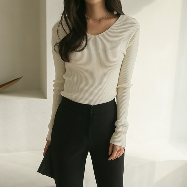 <font color="bb4b57"><b>Limited quantity SALE</b></font><br> 22s/s Creamy Golgineet (ver. V-neck)