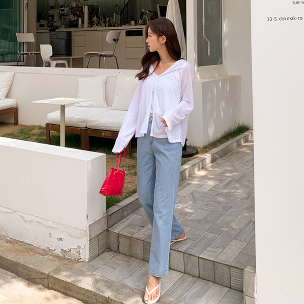 <font color="bb4b57"><b>Limited quantity SALE</b></font><br> 2TYPE Summer Light Light blue denim pants (SL)