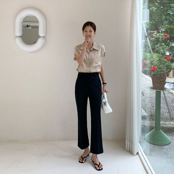 <font color="bb4b57"><b>Limited quantity SALE</b></font><br> Cool-up Functional Banding Boot cut Slacks(S-XL)