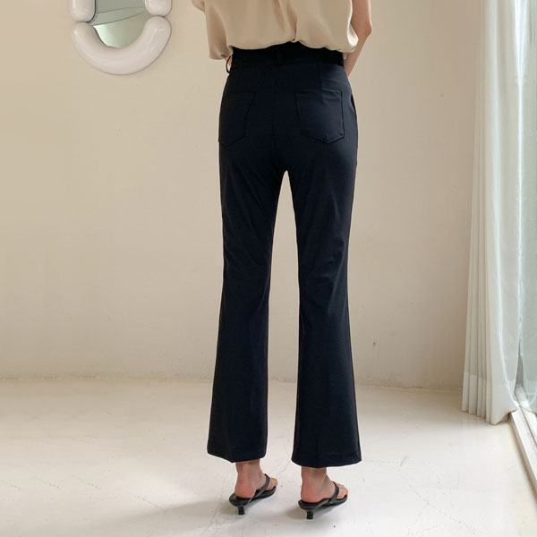 <font color="bb4b57"><b>Limited quantity SALE</b></font><br> Cool-up Functional Banding Boot cut Slacks(S-XL)