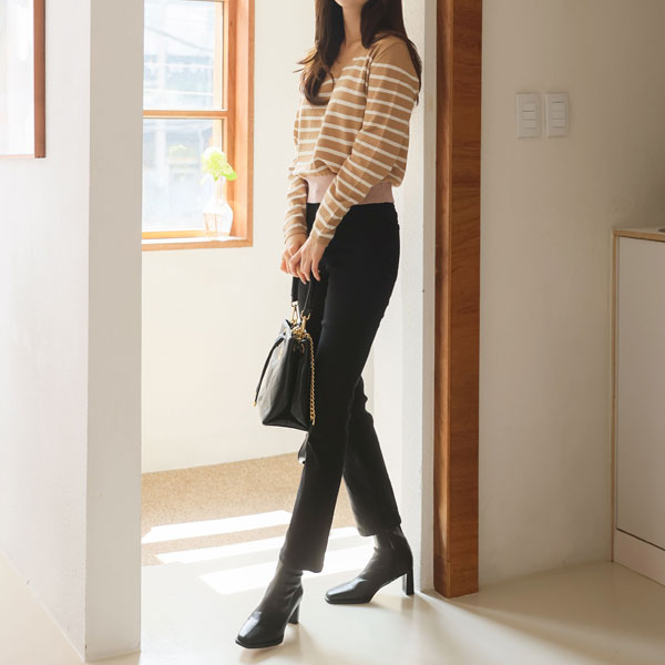 <font color="bb4b57"><b>Limited quantity SALE</b></font><br> 3 types of comfortable straight black jeans (long-short-regular length) (band waist) (S-2XL)