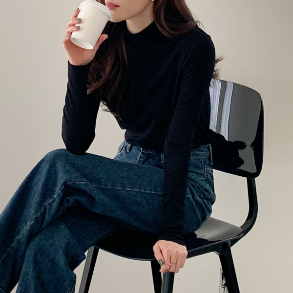 <b>[Special Offer 1+1]</b> Day Basic Tension Half-Neck T-shirt