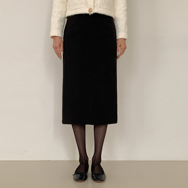 Low Tight Tweed Skirt (SM)
