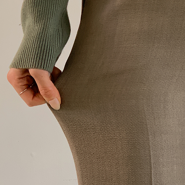 <b>[Limited Quantity SALE]</b> Return Span Bootcut Slacks (SL)