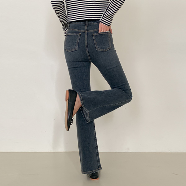 <font color="bb4b57"><b>Limited quantity SALE</b></font><br> pie Banding Boot cut Denim Pants(S-XL)