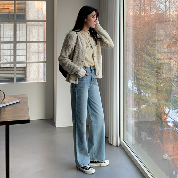 <font color="bb4b57"><b>Limited quantity SALE</b></font><br> Benny Light Blue Wide Denim Pants (S-XL)