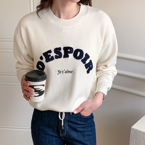 <font color="bb4b57"><b>Limited quantity SALE</b></font><br> D'Espoir Lettering Knit
