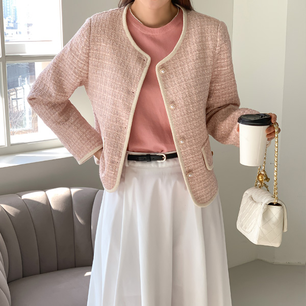 <font color="bb4b57"><b>Limited quantity SALE</b></font><br> Shine pearl button tweed jacket