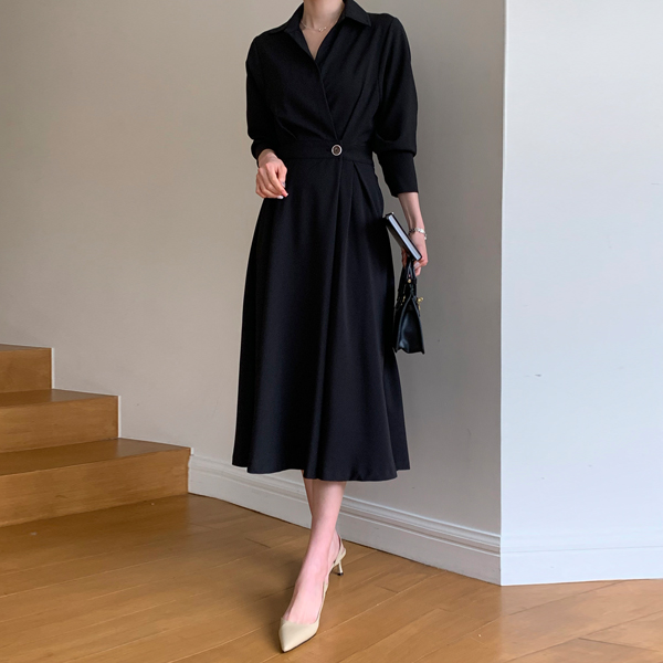 <font color="bb4b57"><b>Limited quantity SALE</b></font><br> Fleece Buttonhole Wrap One Piece