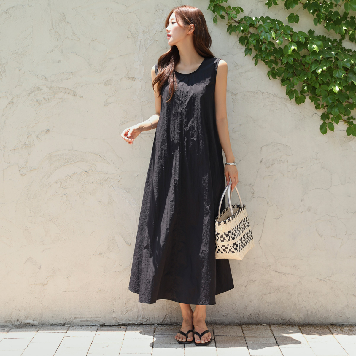 <b>[Limited Quantity SALE]</b> Windbreaker Long Maxi Nashi One-Piece