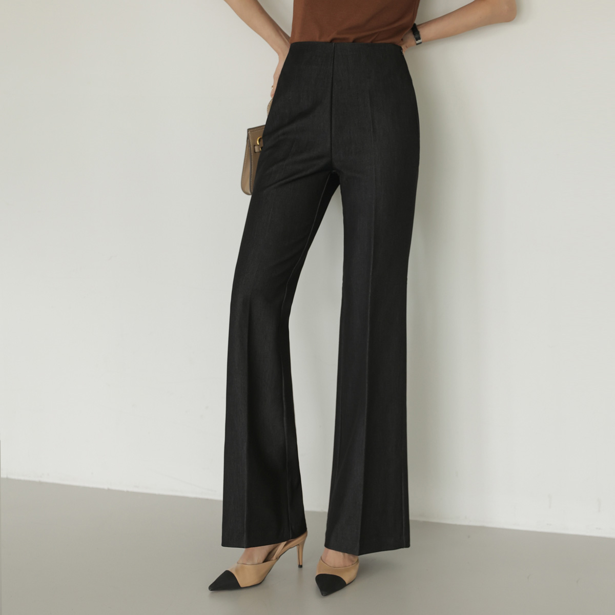 <b>[Limited Quantity SALE]</b> W Banding Span Denim Bootcut Slacks