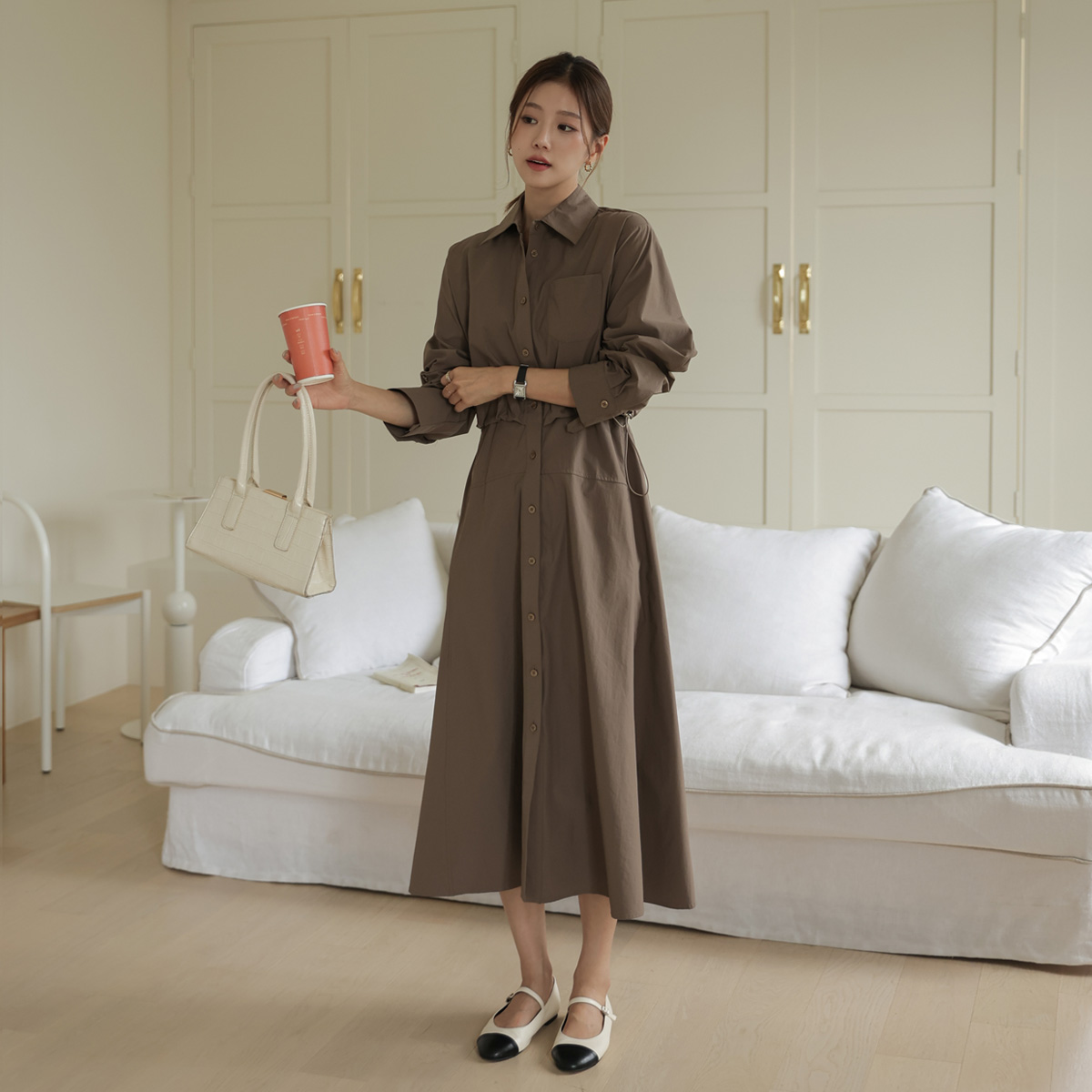 <font color="bb4b57"><b>Limited quantity SALE</b></font><br> Windproof line-adjustable shirt one-piece