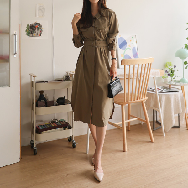 <font color="bb4b57"><b>Limited quantity SALE</b></font><br> Roen Wing Collar Pocket Shirt One-Piece (Beltset)