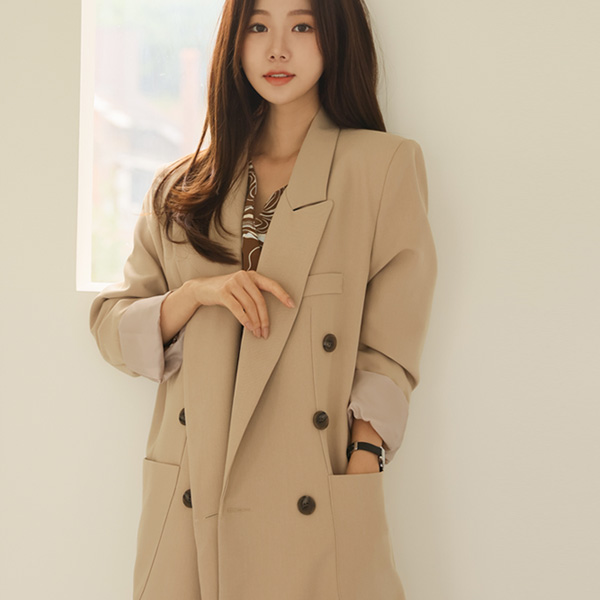 <font color="bb4b57"><b>Limited quantity SALE</b></font><br> Amyel Maxi Long Jacket