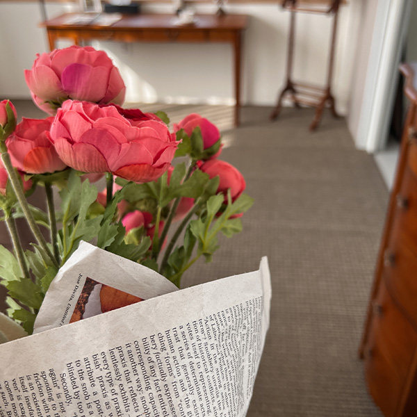 <font color="bb4b57"><b>Limited quantity SALE</b></font><br> Venice U-neck cropped knit