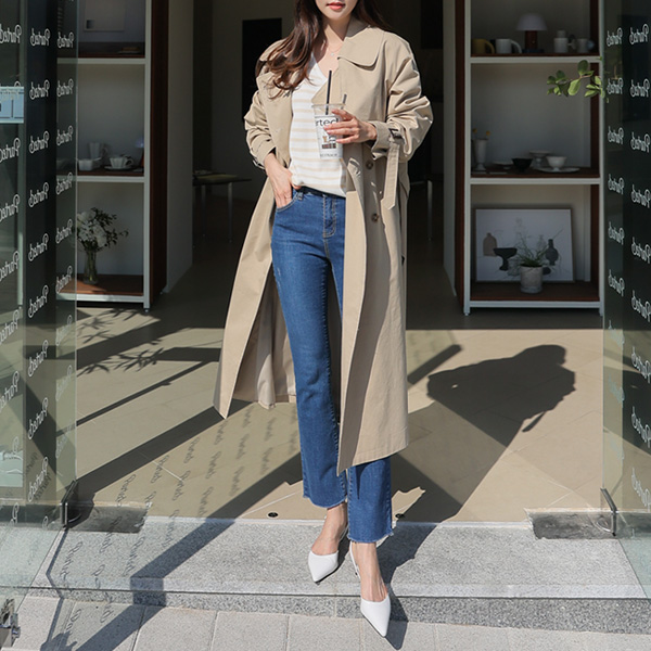 <font color="bb4b57"><b>Limited quantity SALE</b></font><br> Mien Big Collar Trench Coat