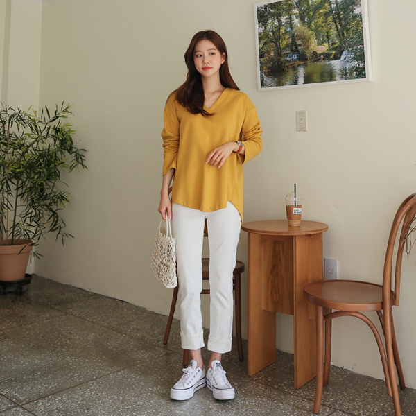 <font color="bb4b57"><b>Limited quantity SALE</b></font><br> Ent double v-neck long-sleeved T-shirt