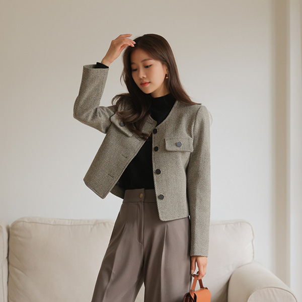 Perrin No collar tweed jacket