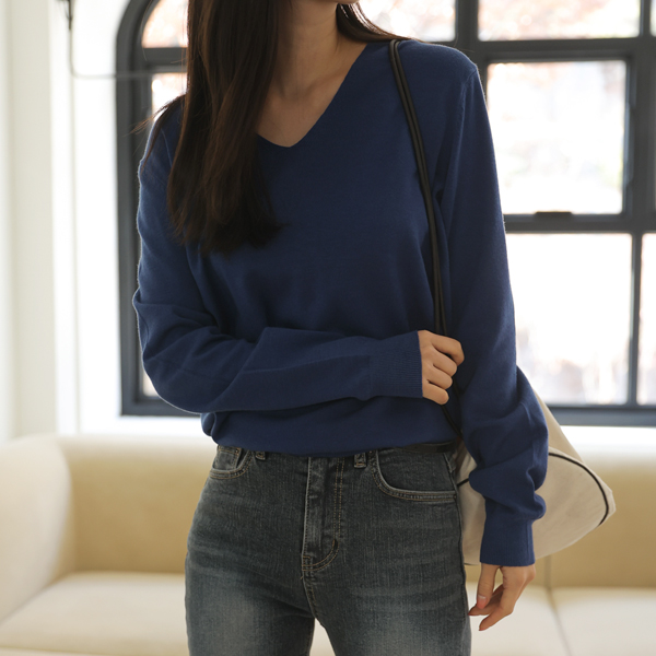 <font color="bb4b57"><b>Limited quantity SALE</b></font><br> [19color]Soft attachment V-neck knit