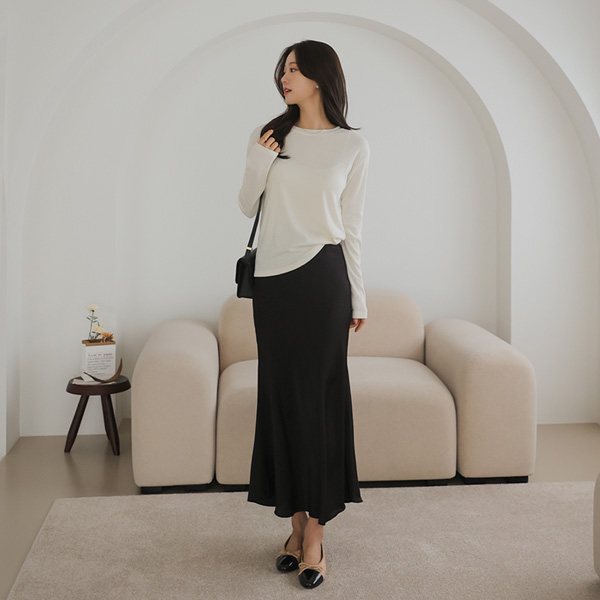 <font color="bb4b57"><b>Limited quantity SALE</b></font><br> All-day Daily Basic Women's T-shirt (FREE-L)