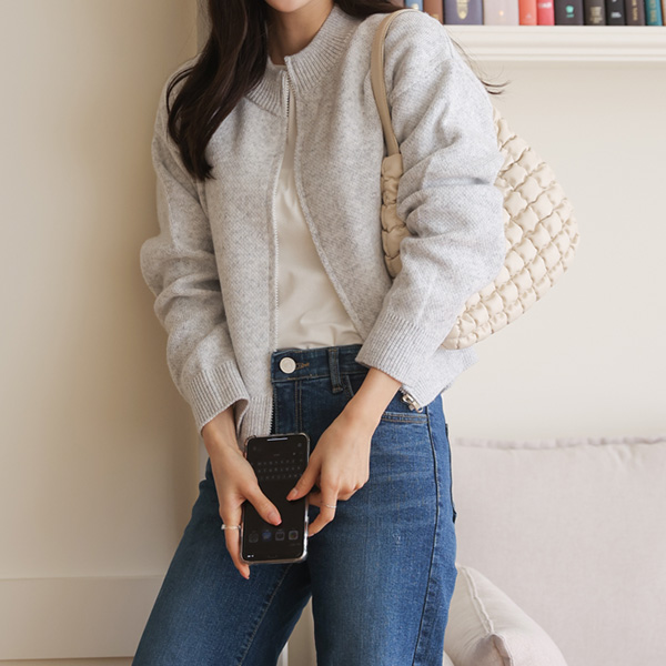 <font color="bb4b57"><b>Limited quantity SALE</b></font><br> Soft Cloth Wool Knit Zip-up