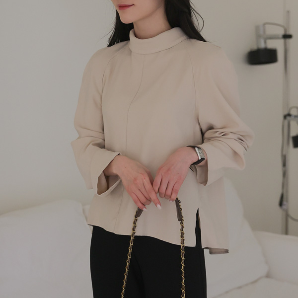 <font color="bb4b57"><b>Limited quantity SALE</b></font><br> [primium] Shared Twill Tie Blouse