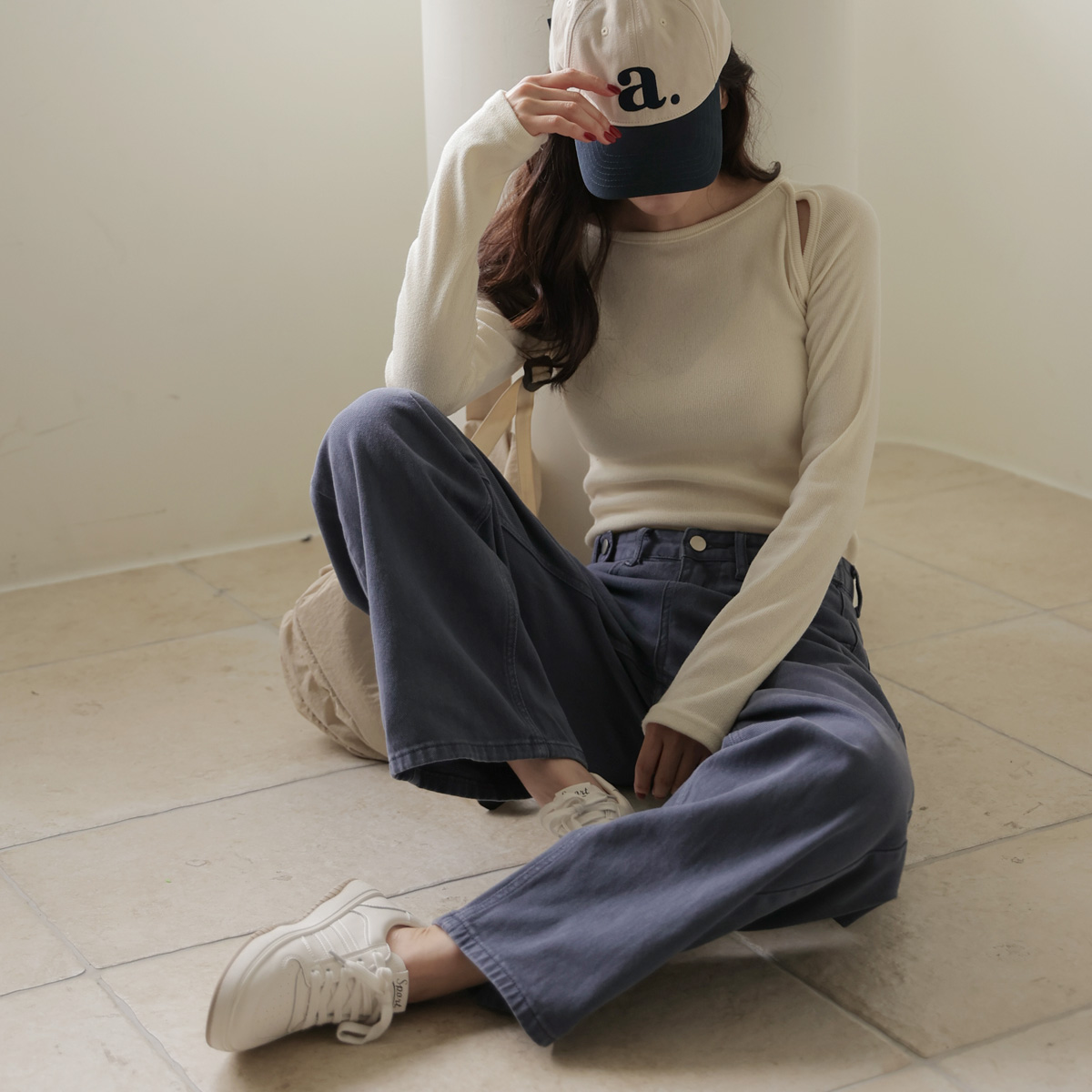 <b>[Limited Quantity SALE]</b> Chalk Chalk Vizo Wide Pants