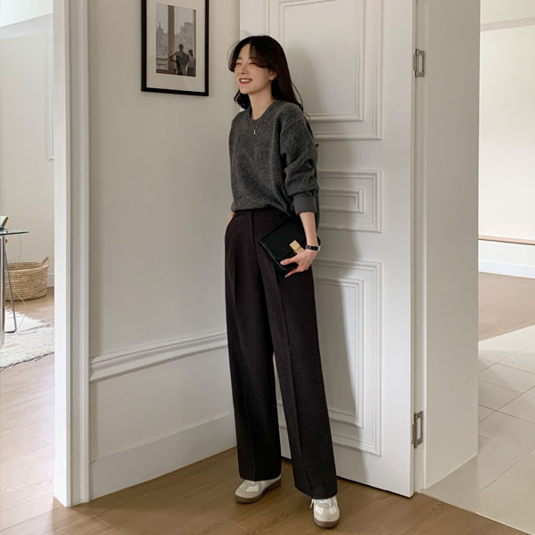 <font color="bb4b57"><b>Limited quantity SALE</b></font><br> Biotz Pintuck Napping Wide Slacks (SL)