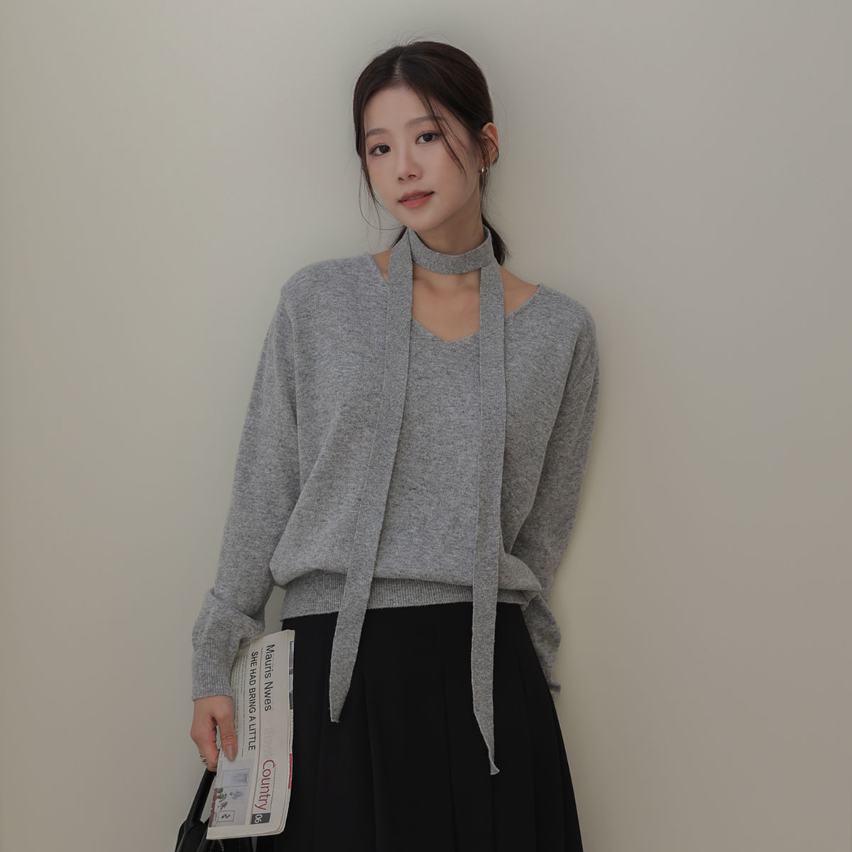 <b>[Limited Quantity SALE]</b> Forming Tie Set V-neck Knit