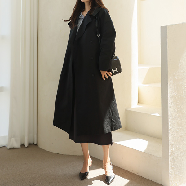 <font color="bb4b57"><b>Limited quantity SALE</b></font><br> Rains Big Collar Trench Coat