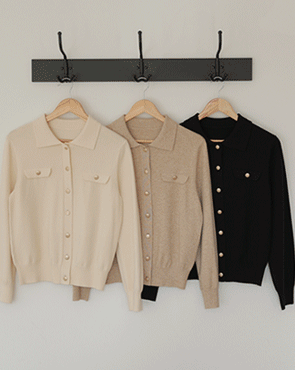 <font color="bb4b57"><b>Limited quantity SALE</b></font><br> Viscose gold button collar knit