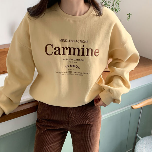 Carmine embroidery lettering sheepskin Man to man