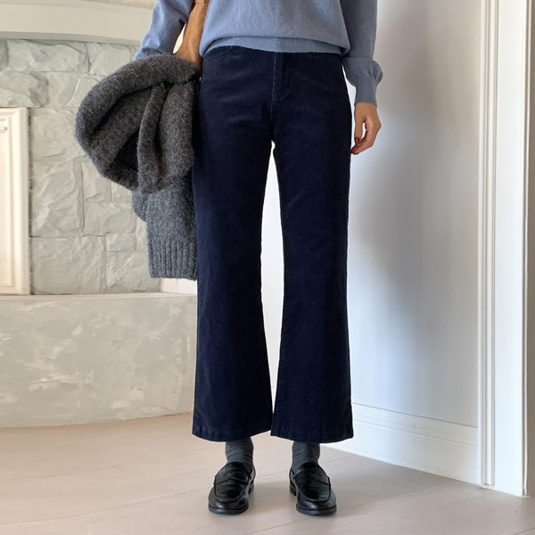 Halo Banding Boot cut Corduroy Pants (SL)