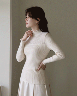 <font color="bb4b57"><b>Limited quantity SALE</b></font><br> Lovely Gold Lace Frill Knit