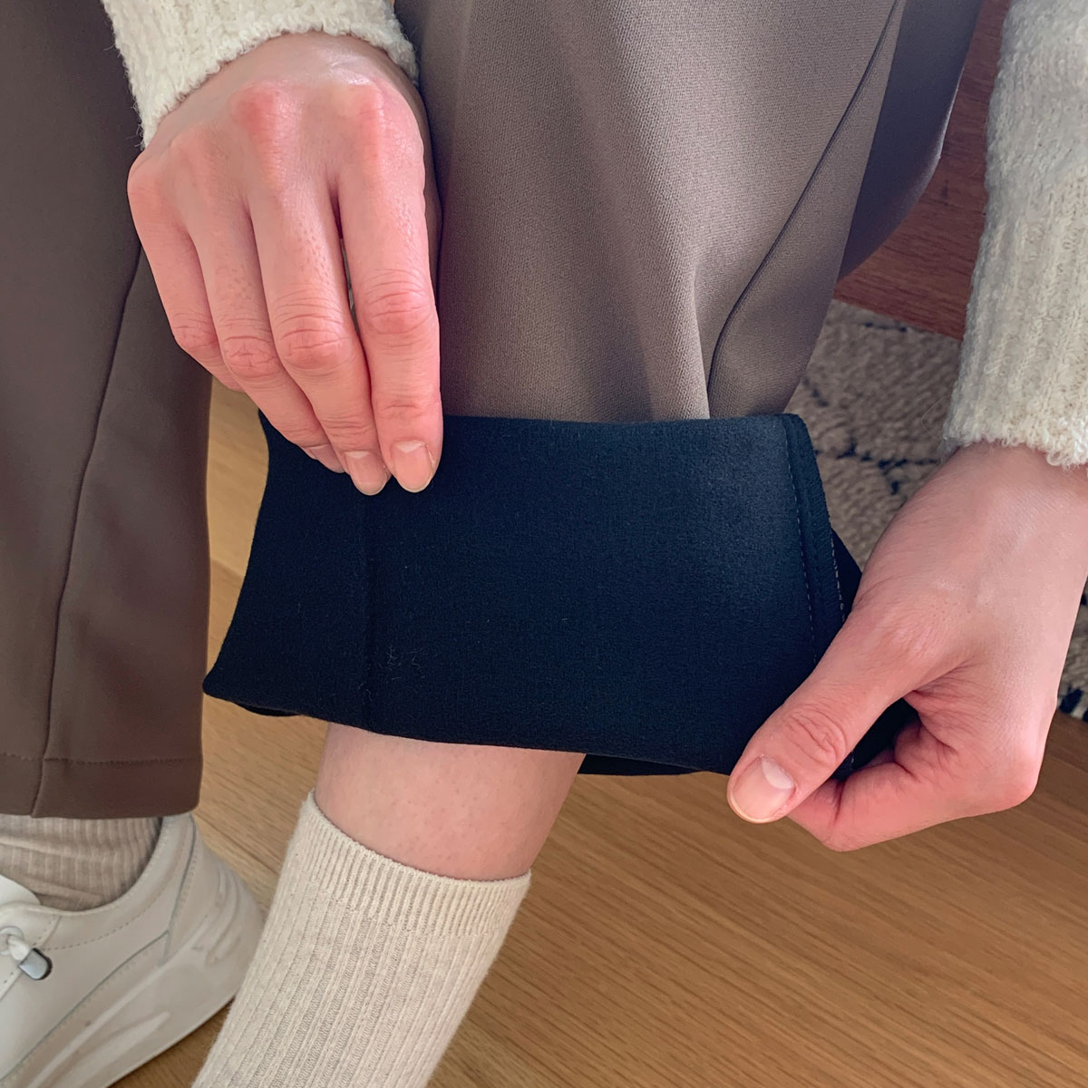 <b>[Limited Quantity SALE]</b> Warm Heat Fleece Two-Pin Tuck Wide Pants (S-2XL)