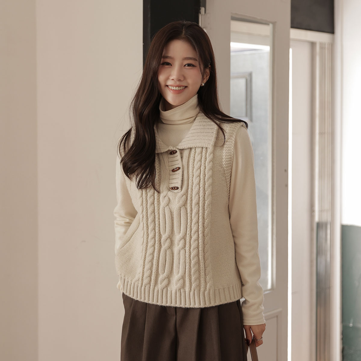 <b>[Limited Quantity SALE]</b> Wood Button Twiddle Knit Vest