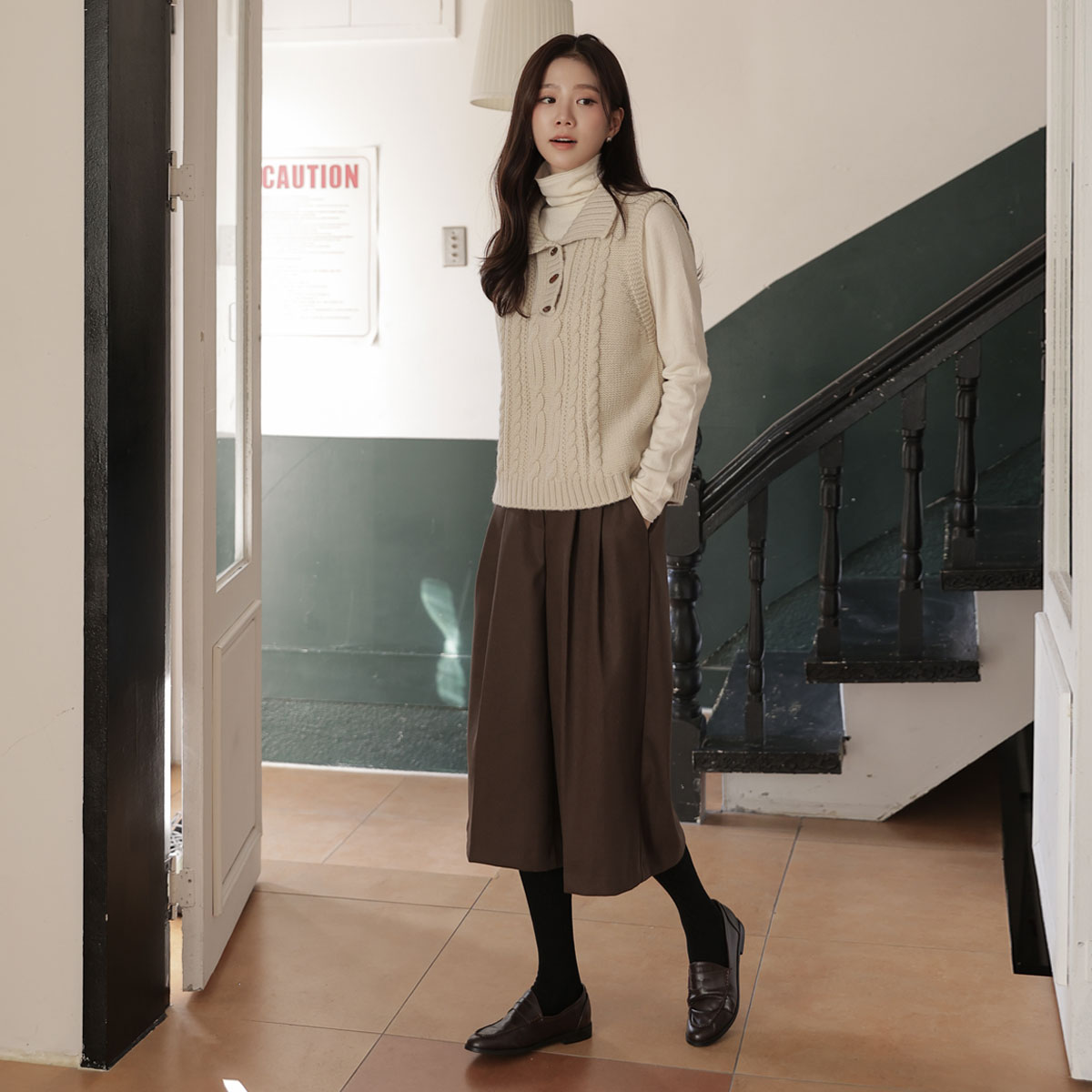 <b>[Limited Quantity SALE]</b> Wood Button Twiddle Knit Vest