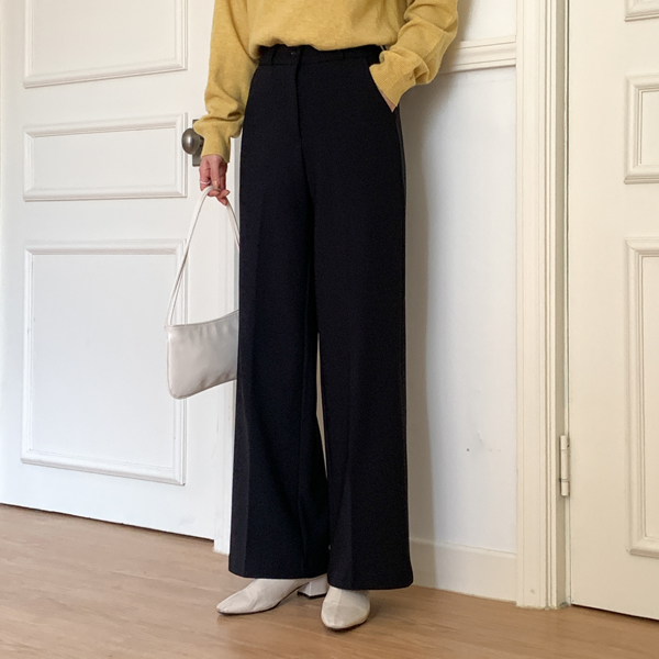 <font color="bb4b57"><b>Limited quantity SALE</b></font><br> Good Tension Napping Wide Slacks (SL)