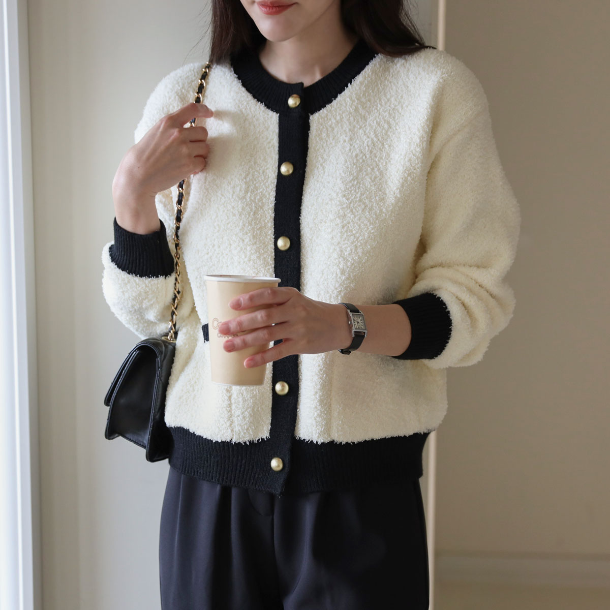 <font color="bb4b57"><b>Limited quantity SALE</b></font><br> Kani Fluffy Buckle Pocket Cardigan 