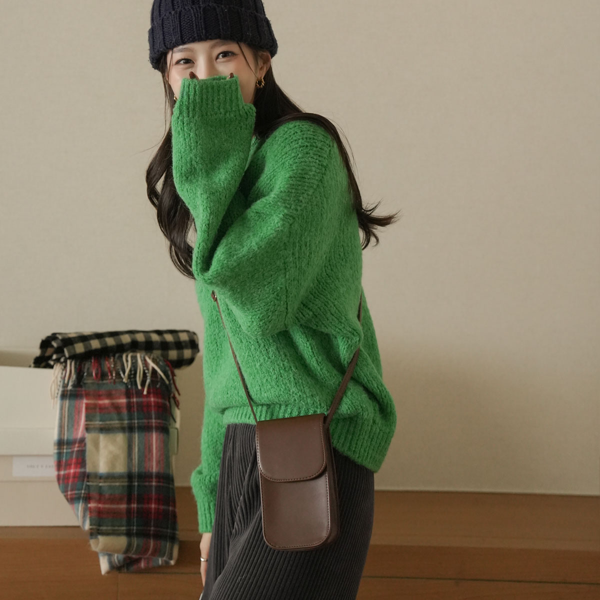 <b>[Limited Quantity SALE]</b> Vivi Colorway Alpaca Knit