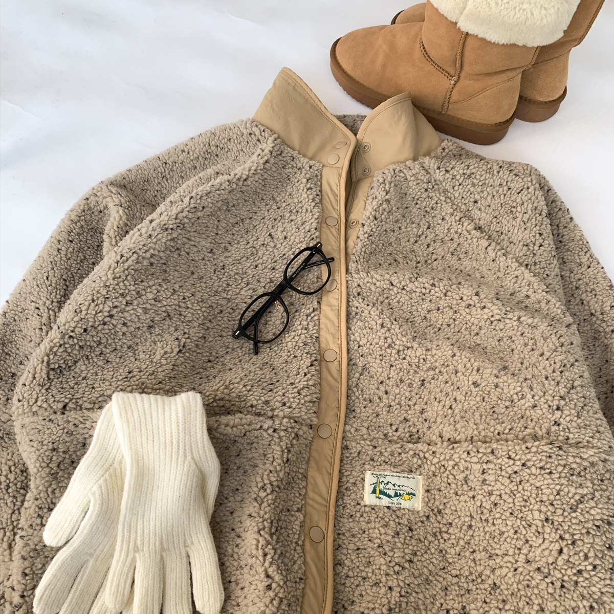 <font color="bb4b57"><b>Limited quantity SALE</b></font><br> Bokasi Pogle Wool Reversible Jumper