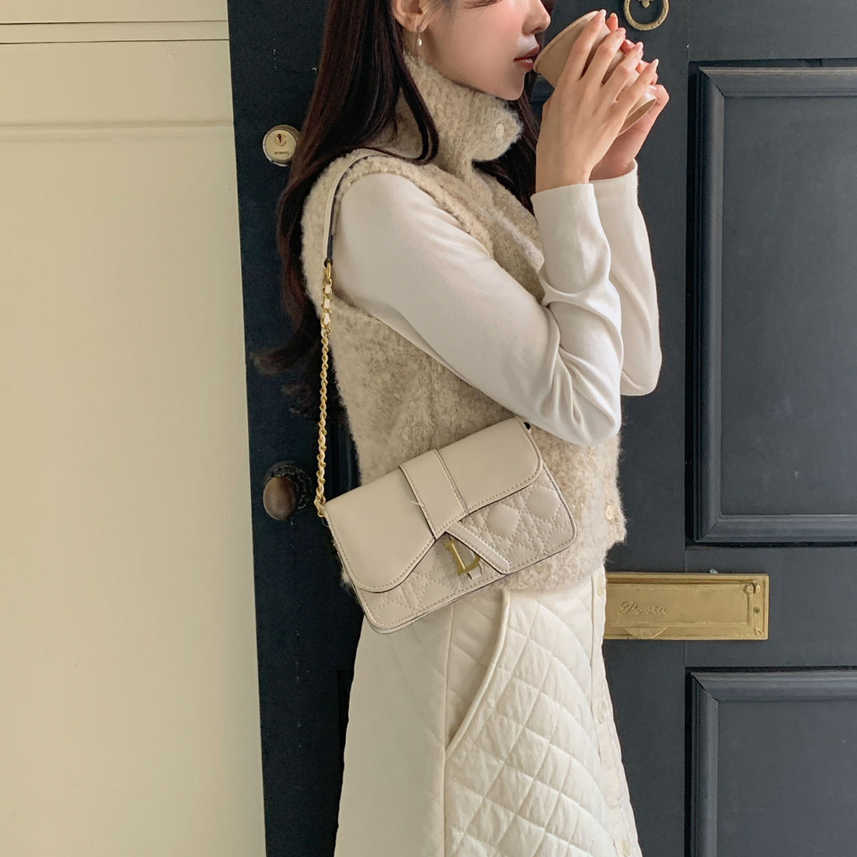 Poodle High Neck Button Knit Vest