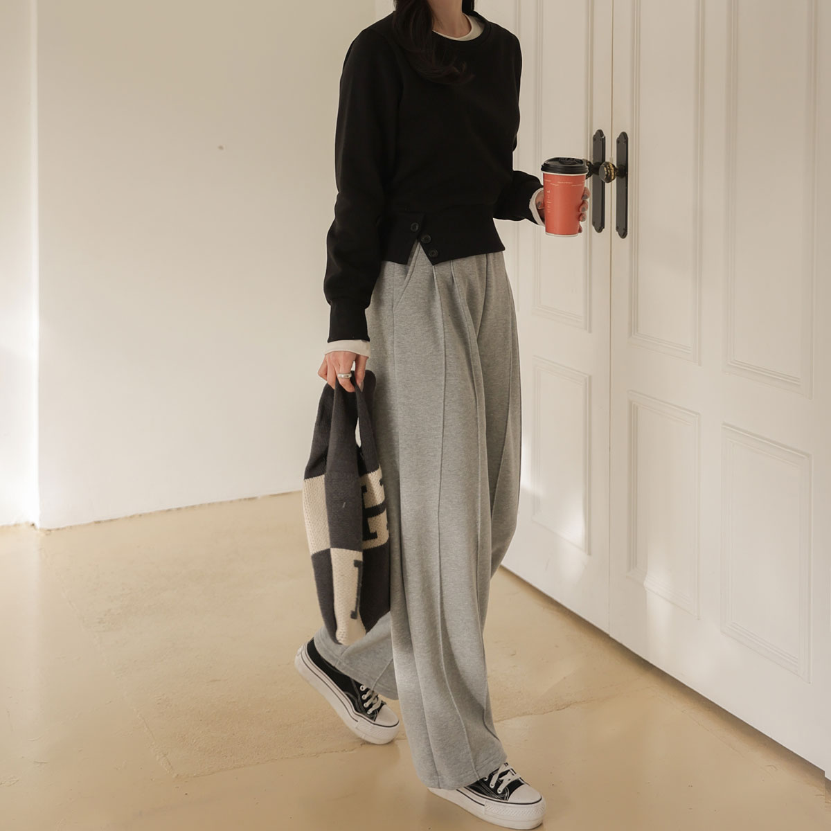 Thick ribbed pin tuck training pants