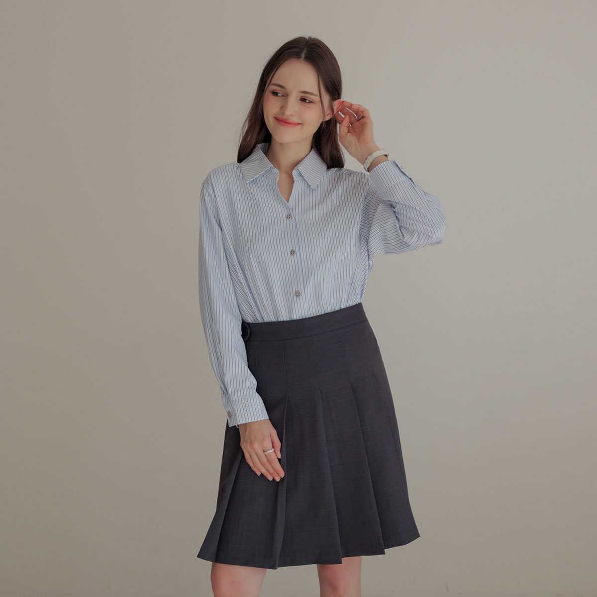 <b>[Limited Quantity SALE]</b> [Emblem] Pleated Two-Way Midi Skirt