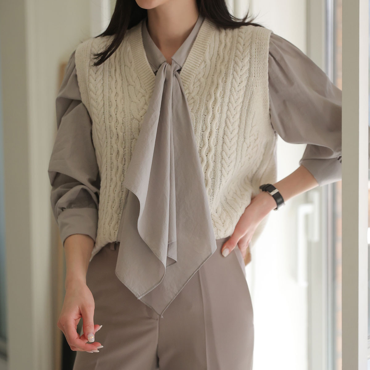 커밍 램스울 꽈배기니트조끼