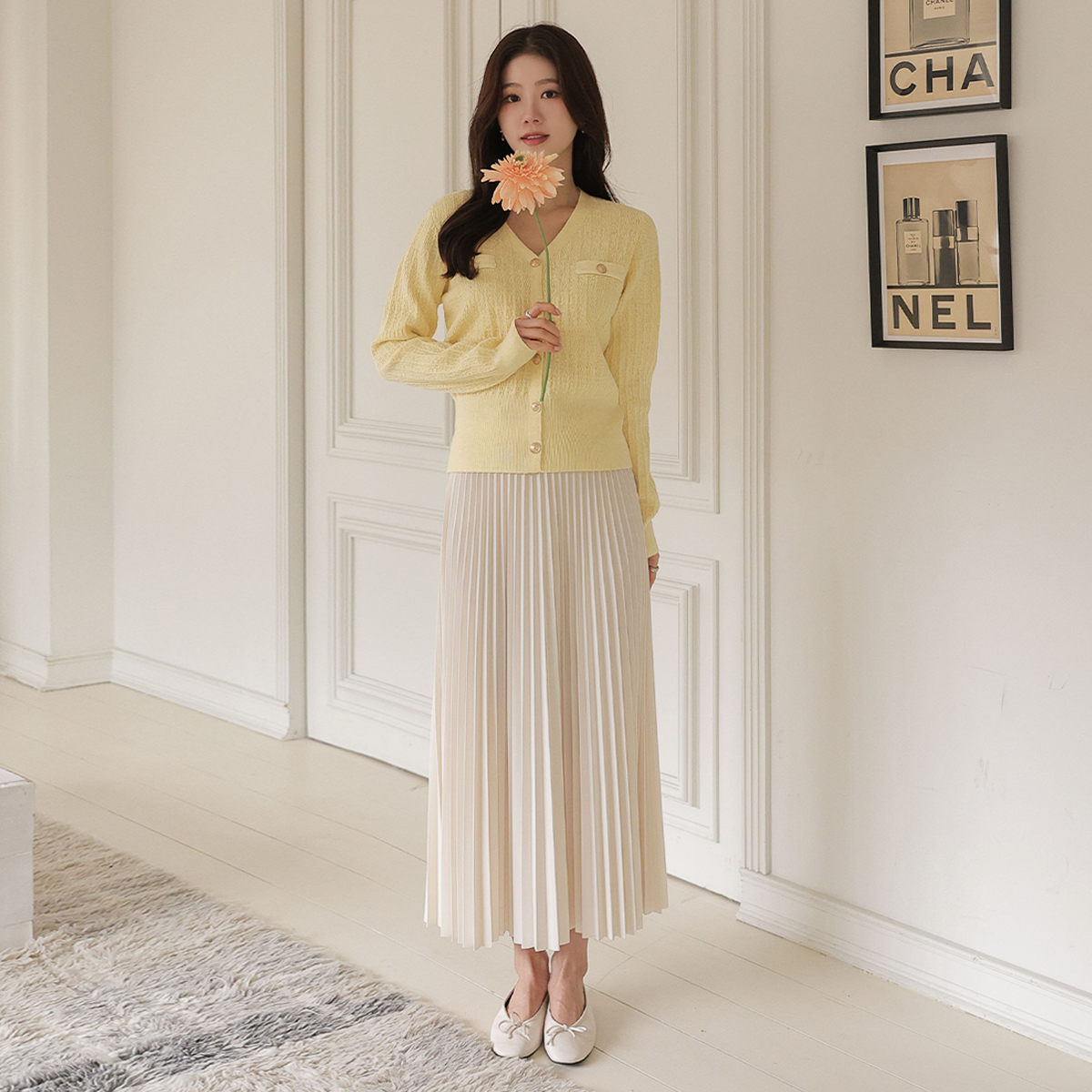 Silky Banding Pleated Skirt