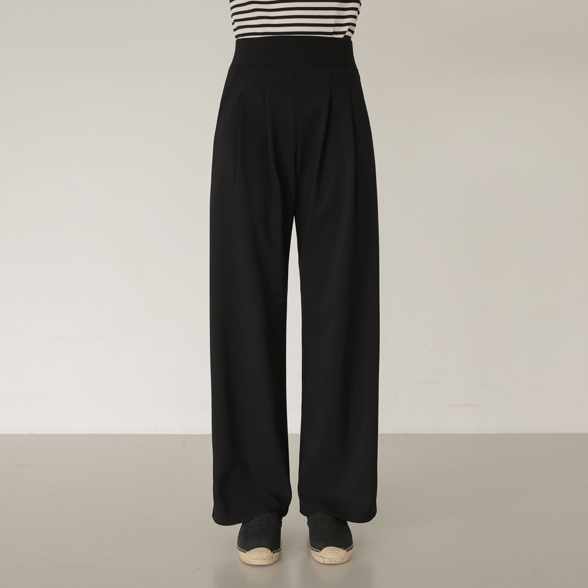 <b>[Limited Quantity SALE]</b> Simple Tension Up Double Pin Tuck Wide Banding Slacks