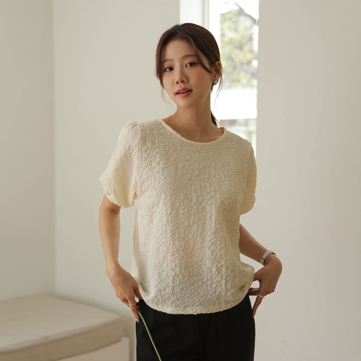 Wrinkle Puff Blouse