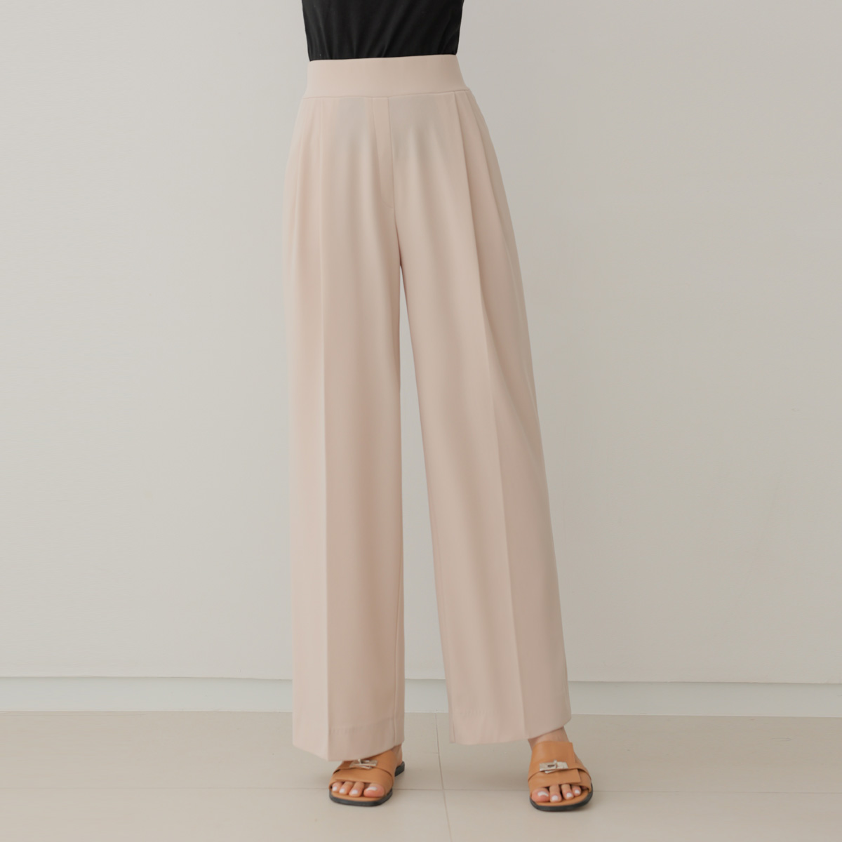 <font color="#810100"><b>[Made]</b></font> [Choose 1 of 3] Life-saving comfortable banding slacks (light)